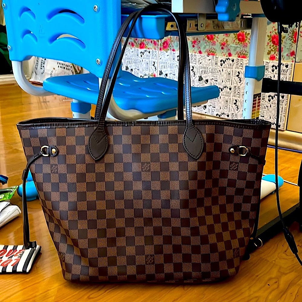 Damier louisvhitton SOLD
